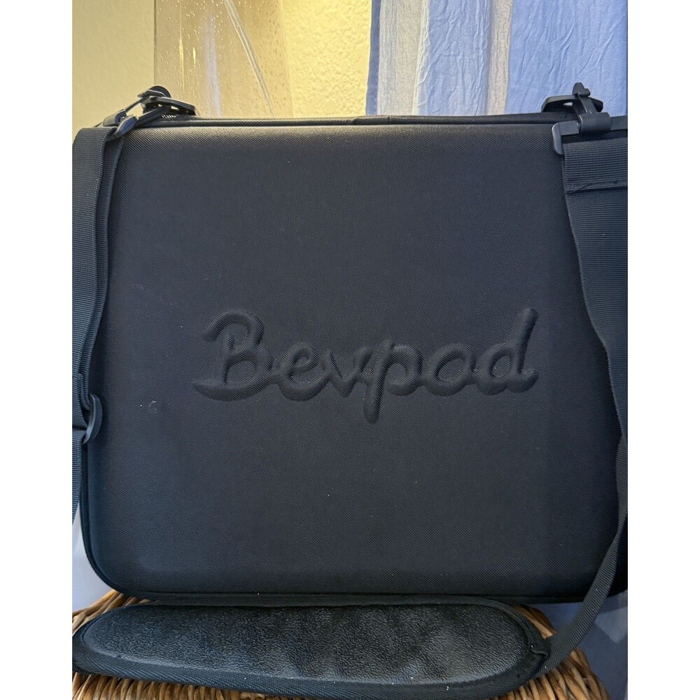 BevPod Ultra Slim Cooler Bag Leak-Proof Soft Sided Shoulder Strap Black